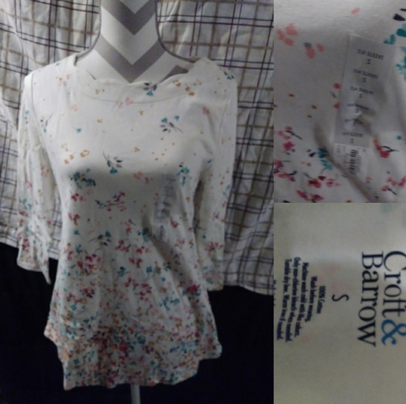 2 Scallop neck shirts - Picture 1 of 2